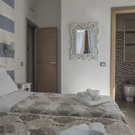 Lunamar בית הארחה לה ספציה