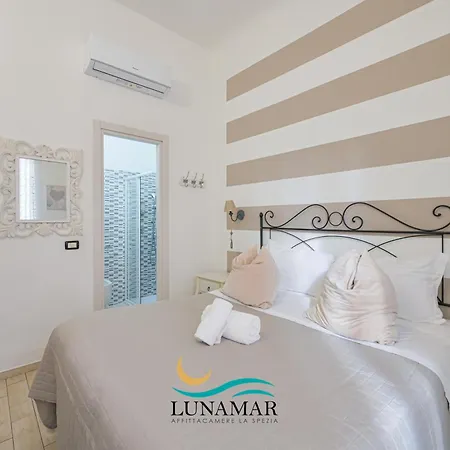 Lunamar بيت ضيافة لا سبيتسْيا