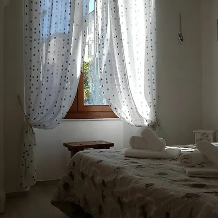 Lunamar בית הארחה לה ספציה