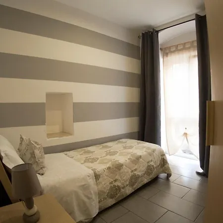 Гостьовий будинок Lunamar Ла-Спеція