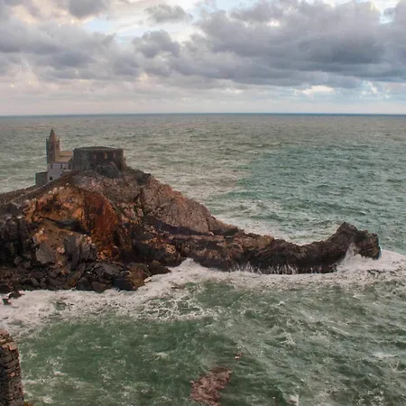 Гостьовий будинок Lunamar Ла-Спеція