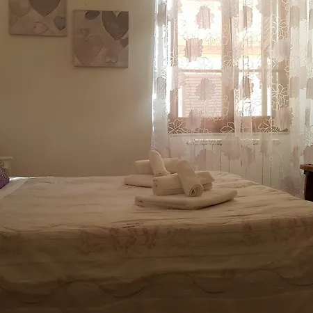 Гостьовий будинок Lunamar Ла-Спеція