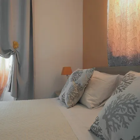 Гостьовий будинок Lunamar Ла-Спеція